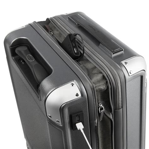 travelpro platinum elite carry on.